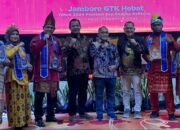 Kepala SMKN 1 Manggar Sabet Juara 1 Kategori Dedikatif di Jambore GTK Hebat 2024