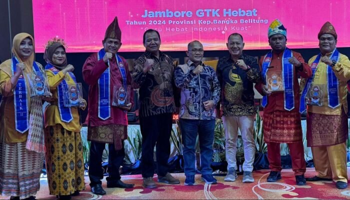 Kepala SMKN 1 Manggar Sabet Juara 1 Kategori Dedikatif di Jambore GTK Hebat 2024