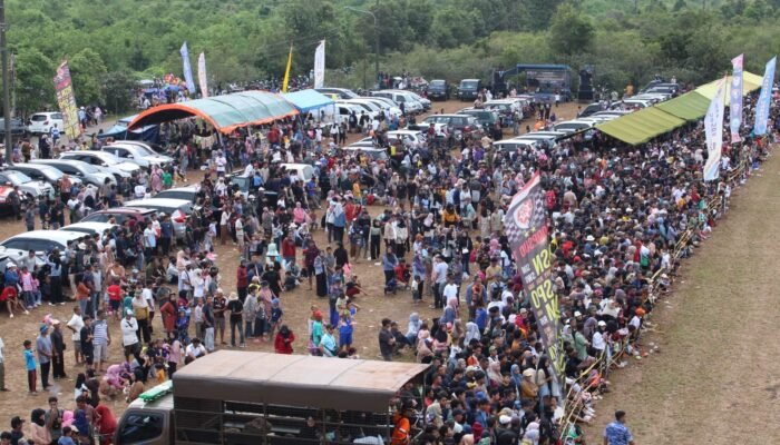 Ribuan Warga Antusias Saksikan Latihan Tempur Jalak Sakti dan Hardha Marutha I di Pulau Belitung