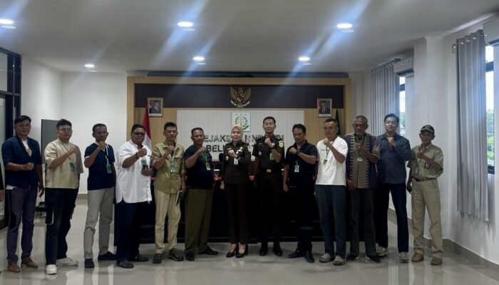 AMPEBE Audensi dengan Kajari Beltim, Bahas Tambang dan Lingkungan